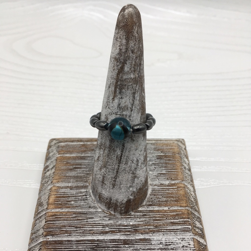 HANDCRAFTED Hematite w/glass tiger teal Stretch Bead Ring